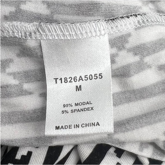 Tart Black & White Geometric Print Sleeveless Dress - Size Medium - Picture 13 of 14